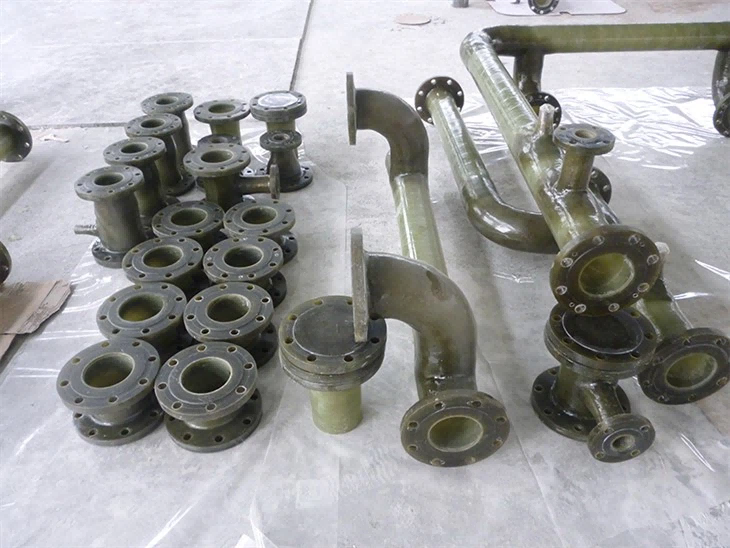 a flange connector made of glass fiber reinforced material a flange connector made of glass fiber reinforced material